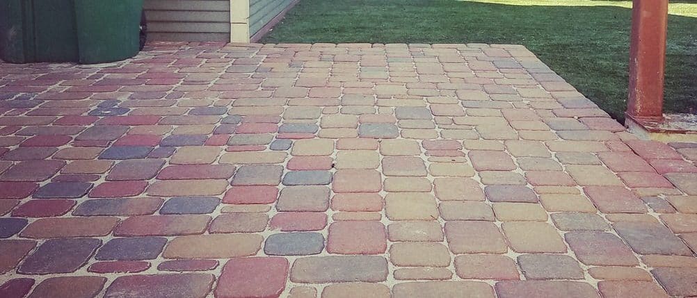 pavers Backyard landscaping work in the Houston, Texas area