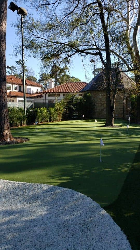 custom artificial golf putting green landscaping services completed for Houston, Texas residence