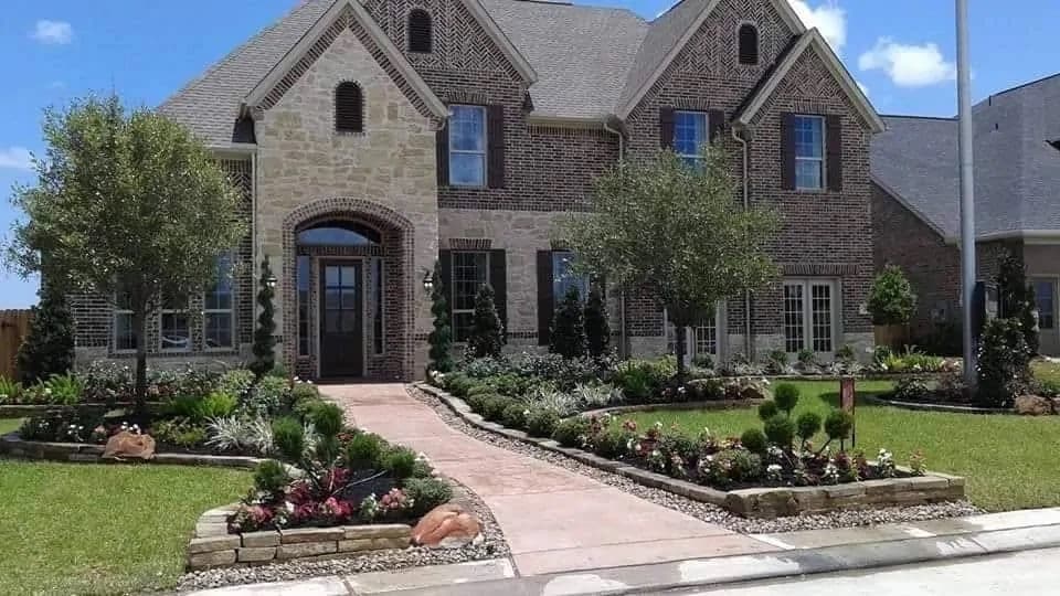 landscaping work done in Houston, Texas residence